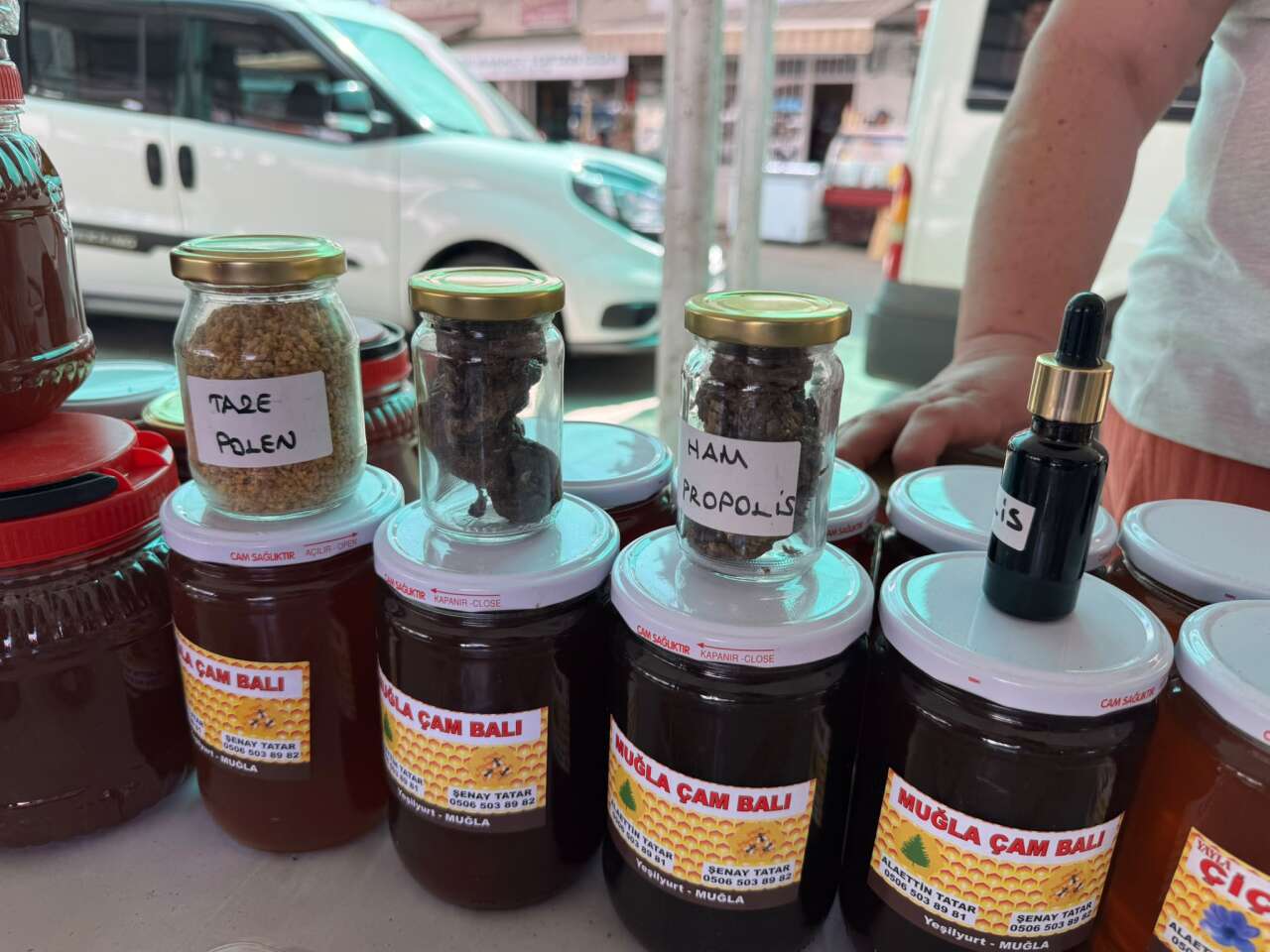 Menteşe Köylü Pazarı’nda Tarladan Tezgâha Doğal Ürünler Vatandaşla Buluşuyor 5